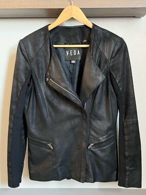 VEDA Black Lamb Leather Moto Jacket M Minimalist Stretch Panel Capsule Wardrobe